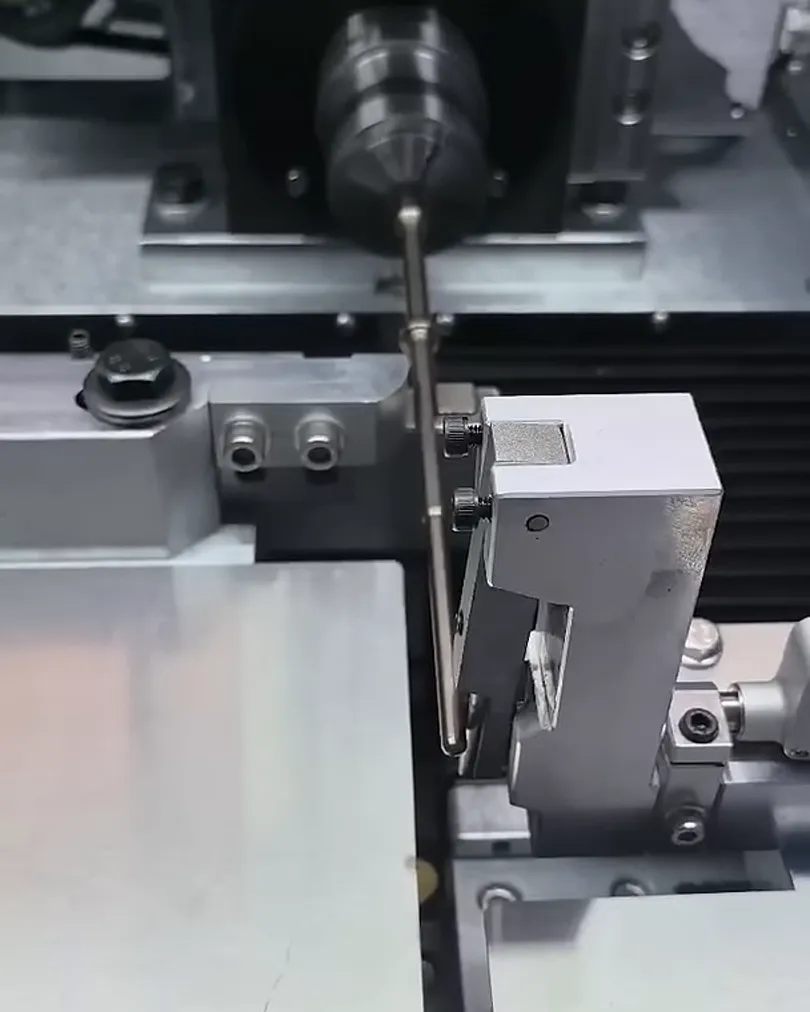 Controlled correction station for a long stepped medical drill component